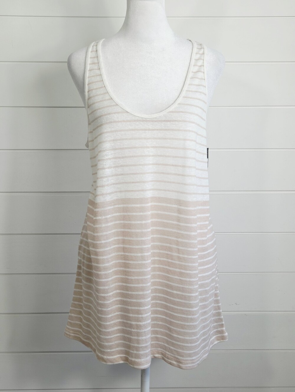 Mossino Striped Scoop Neck Linen Blend Tank Top in Cream and Blush Size L